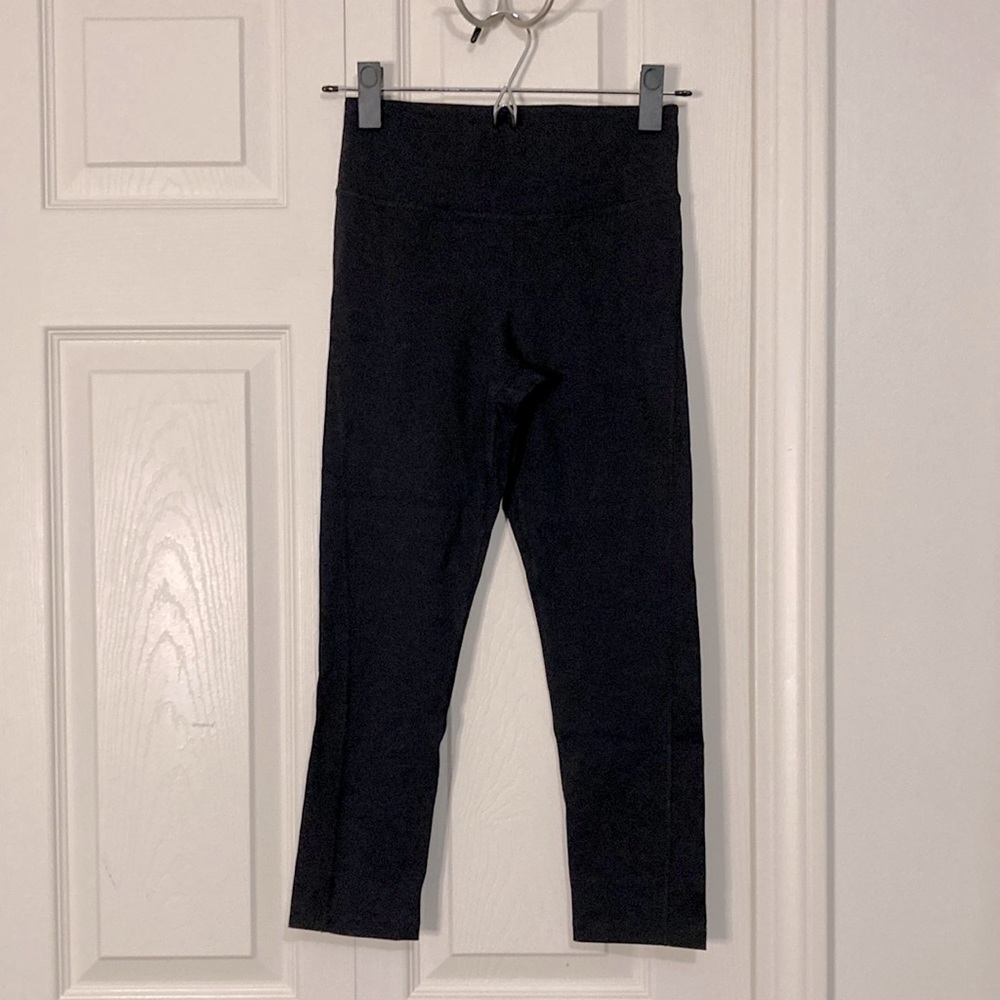 EXPRESS EXP Core Workout Capris